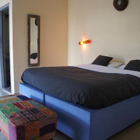 Bed & Chai Guesthouse Нью-Дели Экстерьер фото