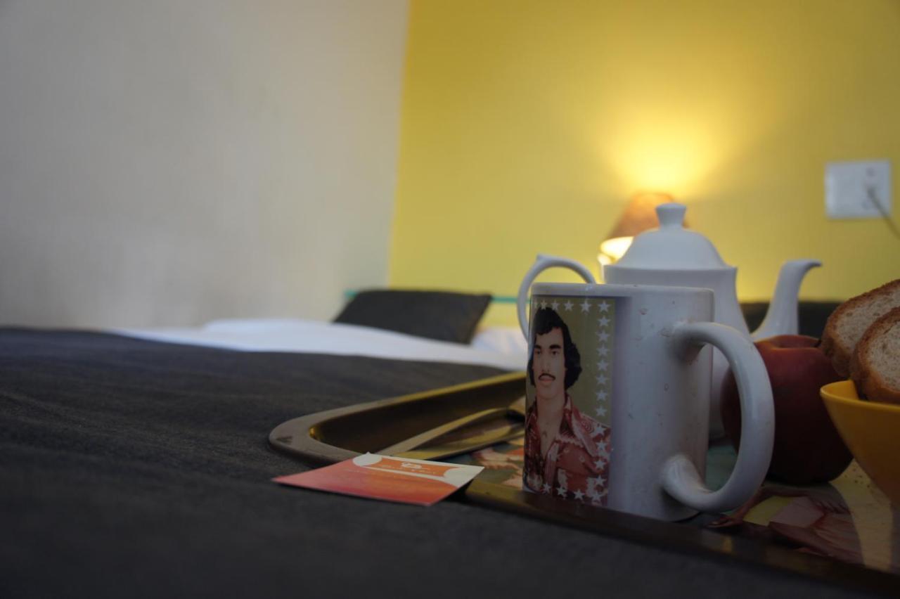 Bed & Chai Guesthouse Нью-Дели Экстерьер фото
