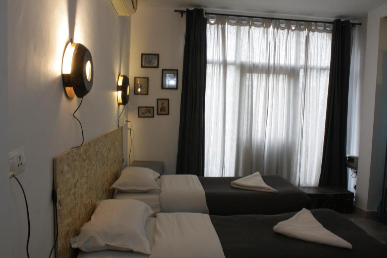 Bed & Chai Guesthouse Нью-Дели Экстерьер фото