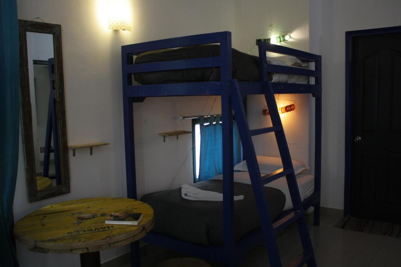 Bed & Chai Guesthouse Нью-Дели Экстерьер фото