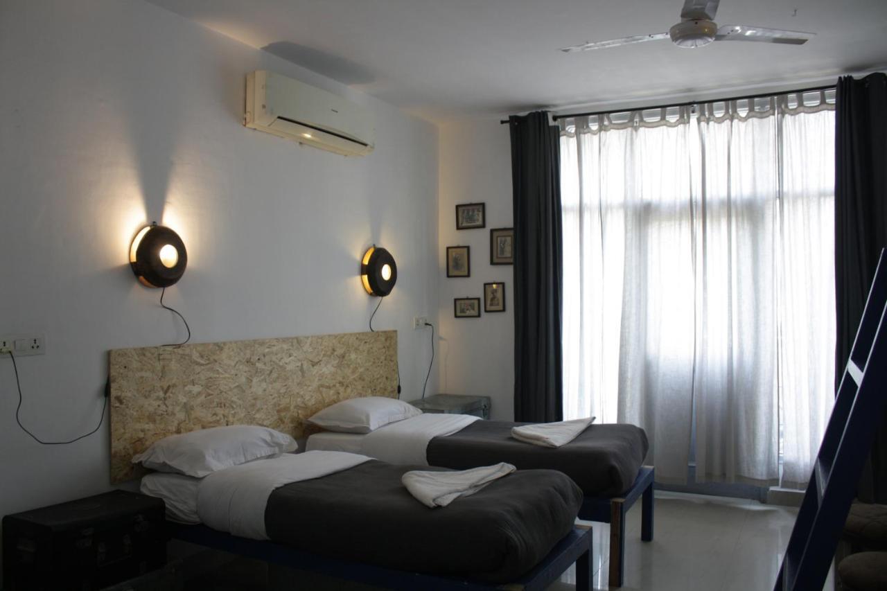 Bed & Chai Guesthouse Нью-Дели Экстерьер фото