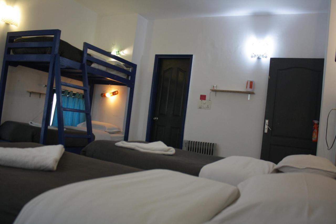 Bed & Chai Guesthouse Нью-Дели Экстерьер фото