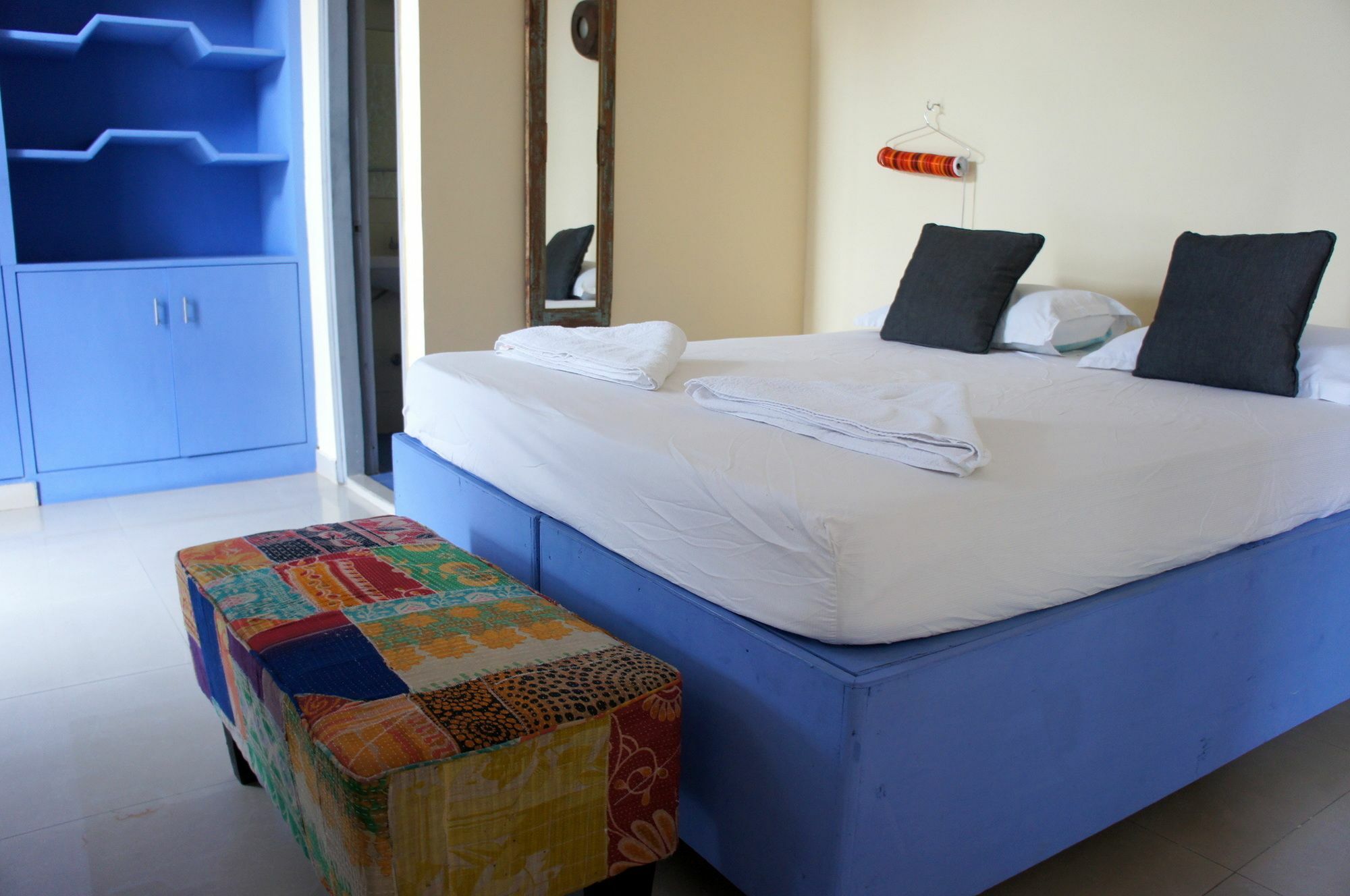 Bed & Chai Guesthouse Нью-Дели Экстерьер фото